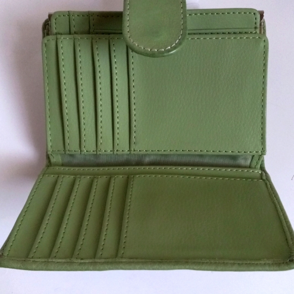 LEATHER WALLET - Picture 4 of 8